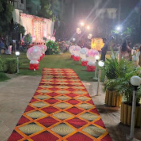 Hotel Blue Paradise Chandrapur 외부 사진