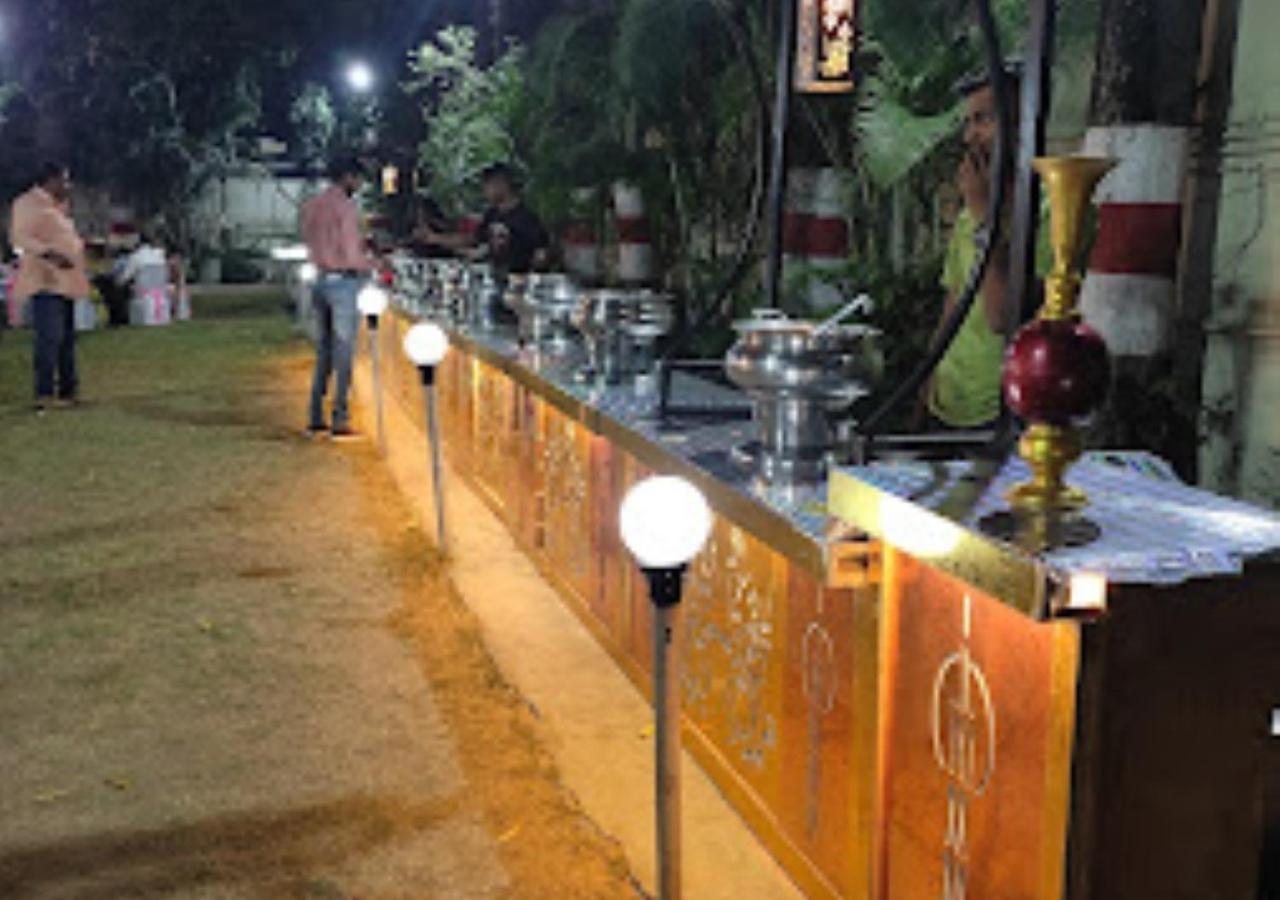 Hotel Blue Paradise Chandrapur 외부 사진